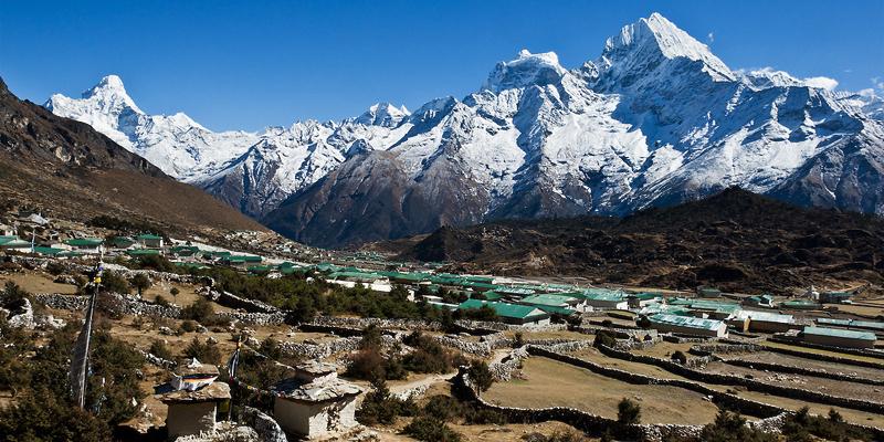 Khumjung-Village_nepal high trek.jpg